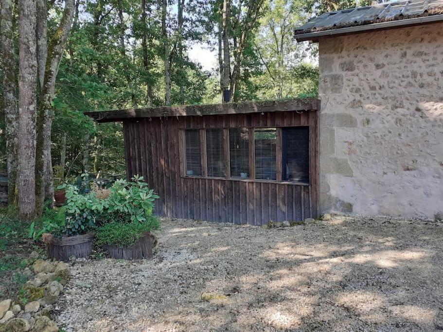 Le Gite De La Cabane De L'Oiseau Couze-et-Saint-Front Екстер'єр фото