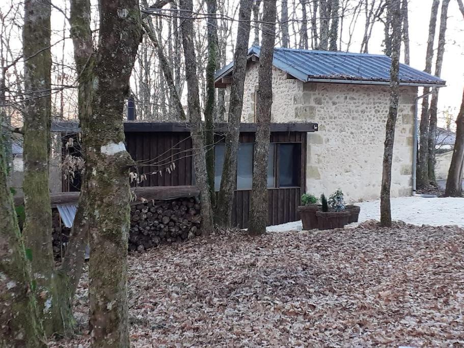 Le Gite De La Cabane De L'Oiseau Couze-et-Saint-Front Екстер'єр фото