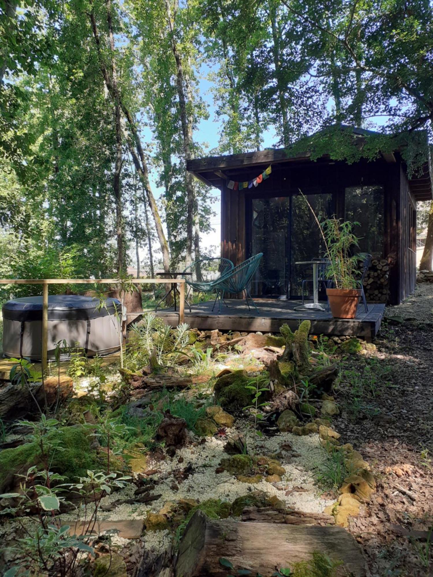 Le Gite De La Cabane De L'Oiseau Couze-et-Saint-Front Екстер'єр фото